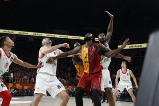 开云平台-拜仁绝杀波尔图，萨拉赫扑点救主法甲：两大足球赛事震撼亮相